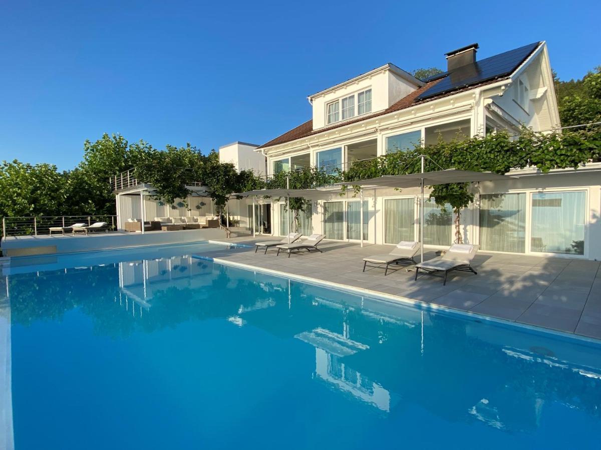 Villa Uber Dem Bodensee - Hauptwohnung Lochau Exterior photo